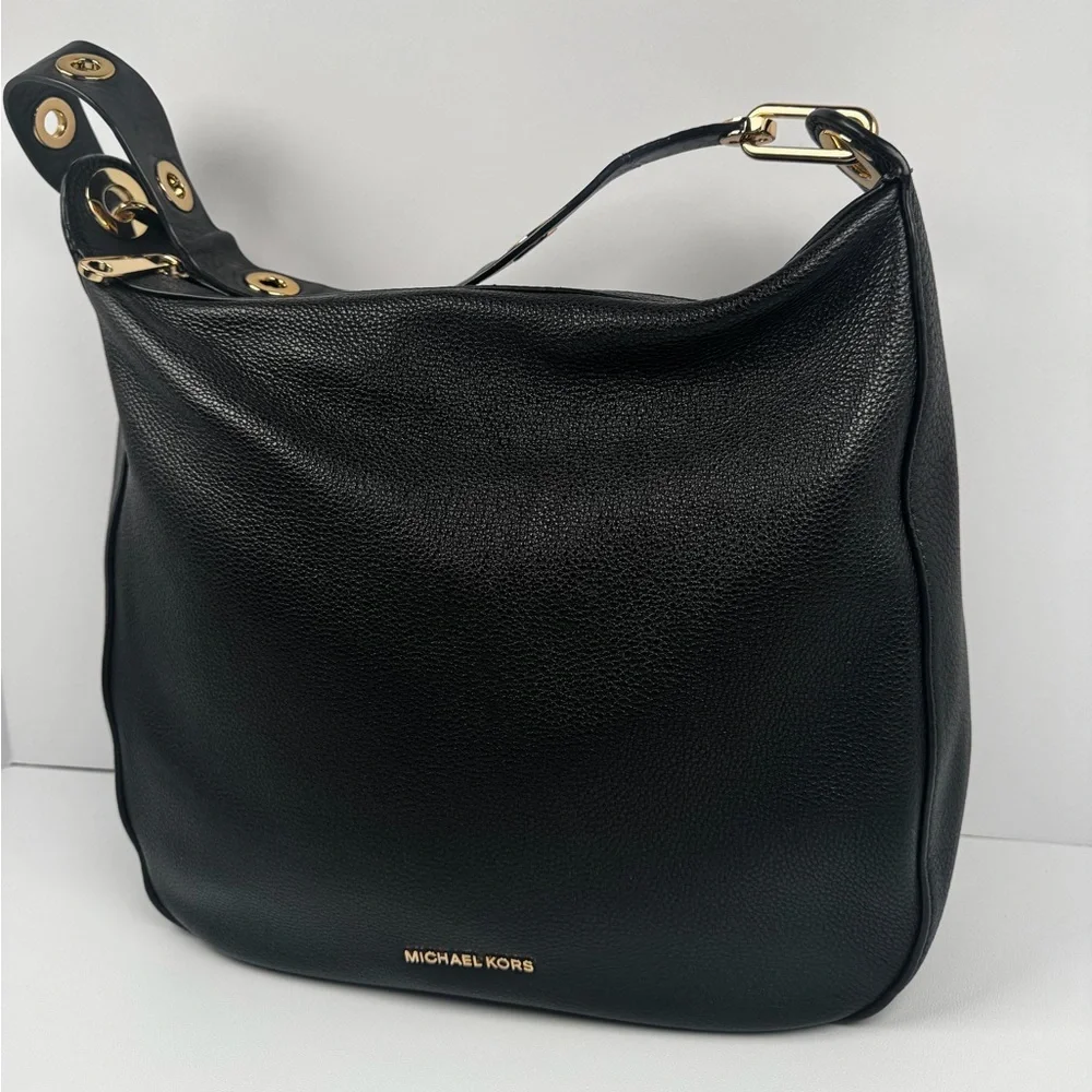 Michael Kors Raven Large Leather Shoulder Bag Black